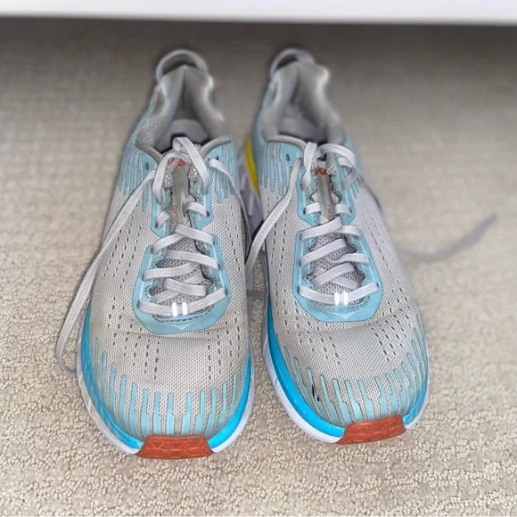 Stylish Gray and Yellow Women's Sneakers - Picture 3 of 7